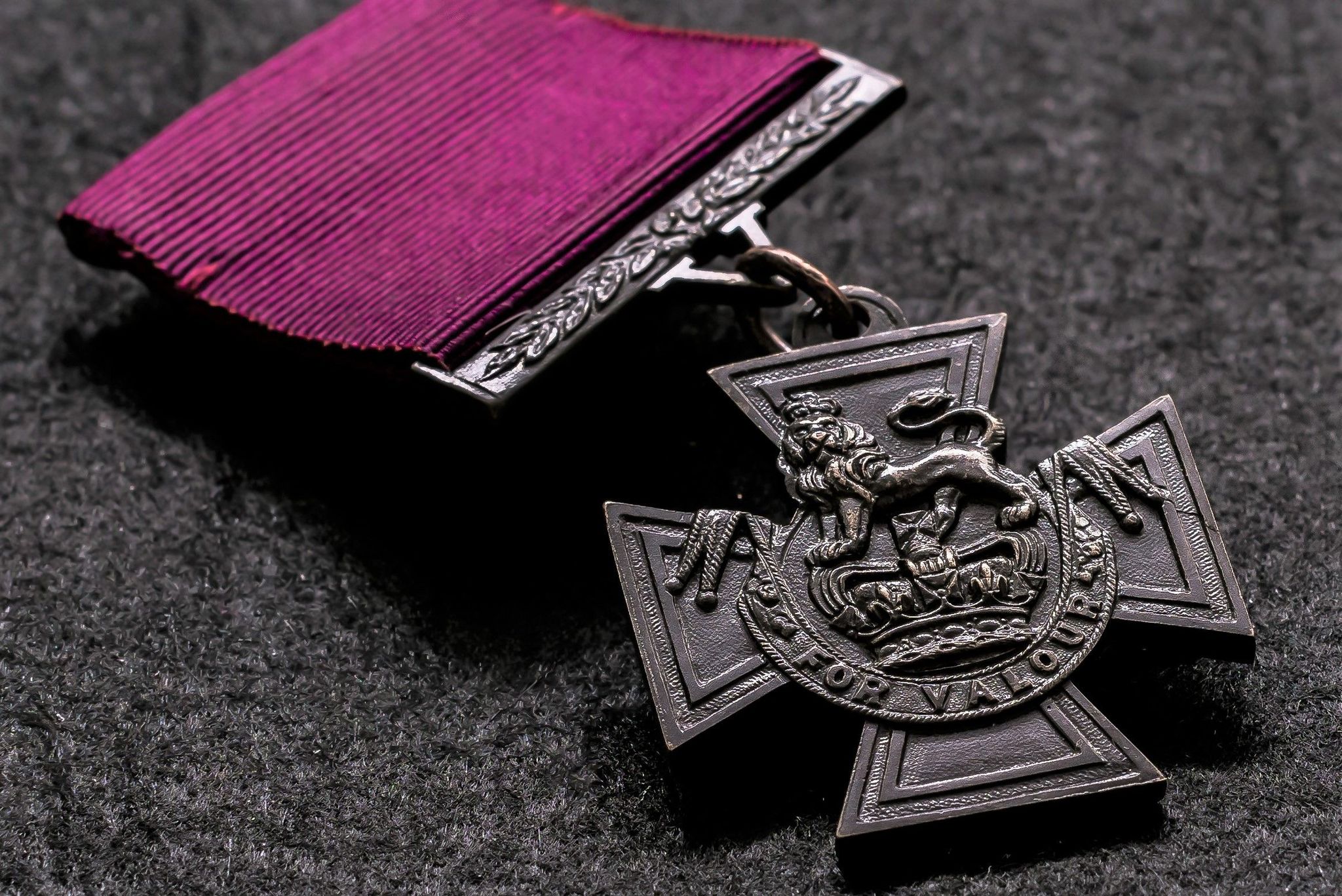 what is the meaning of victoria cross